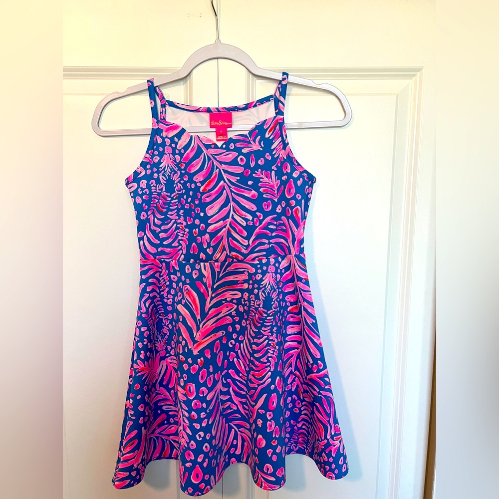 Lilly Pulitzer. Like new, worn 1 time. Absolutely adorable girls dress. 🩷💙